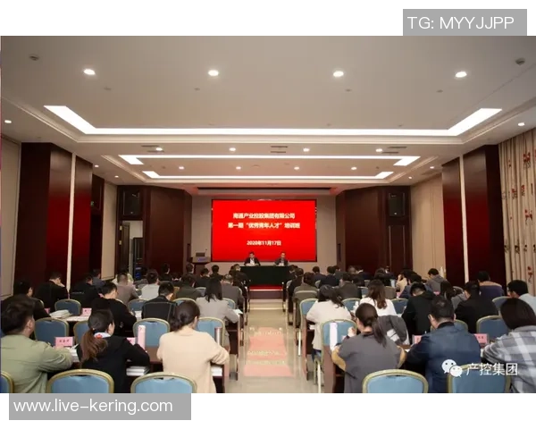 培训班与科班的较量：谁能更有效地培养未来人才